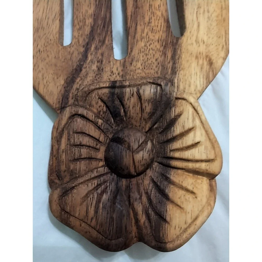 Wooden Salad Serving Hands 9